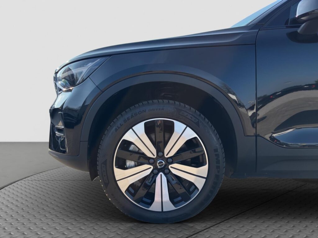 Volvo XC40 Core Pure Electric/Navi/LED/StHz/Kam/19Zoll – Bild 17