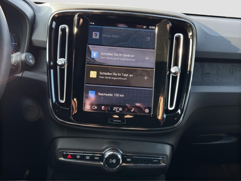 Volvo XC40 Core Pure Electric/Navi/LED/StHz/Kam/19Zoll – Bild 9