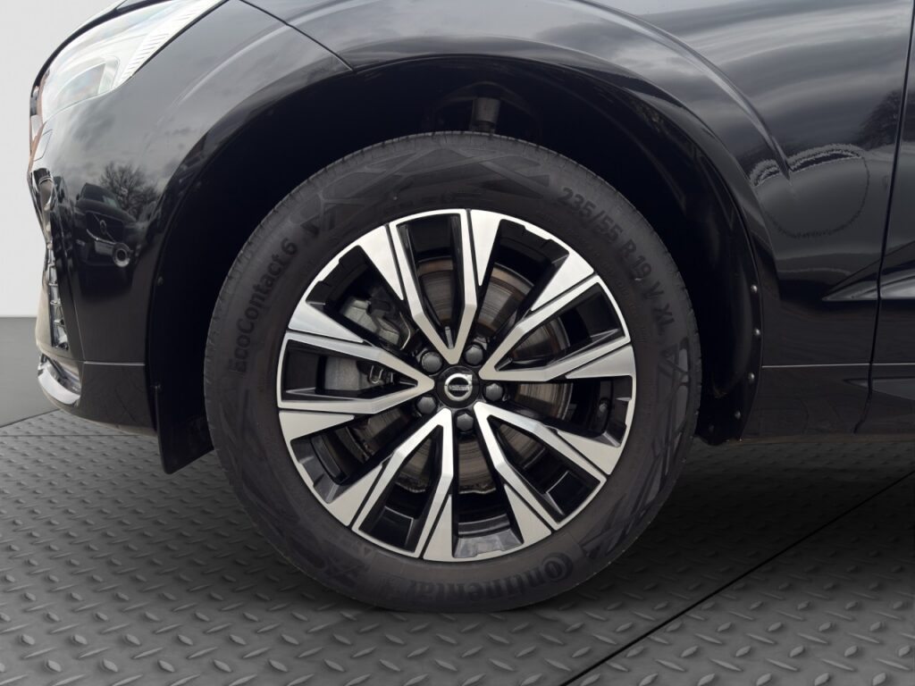 Volvo XC60 B4 Plus Dark/Navi/Pano/Standhz/360Kam/BLIS – Bild 17