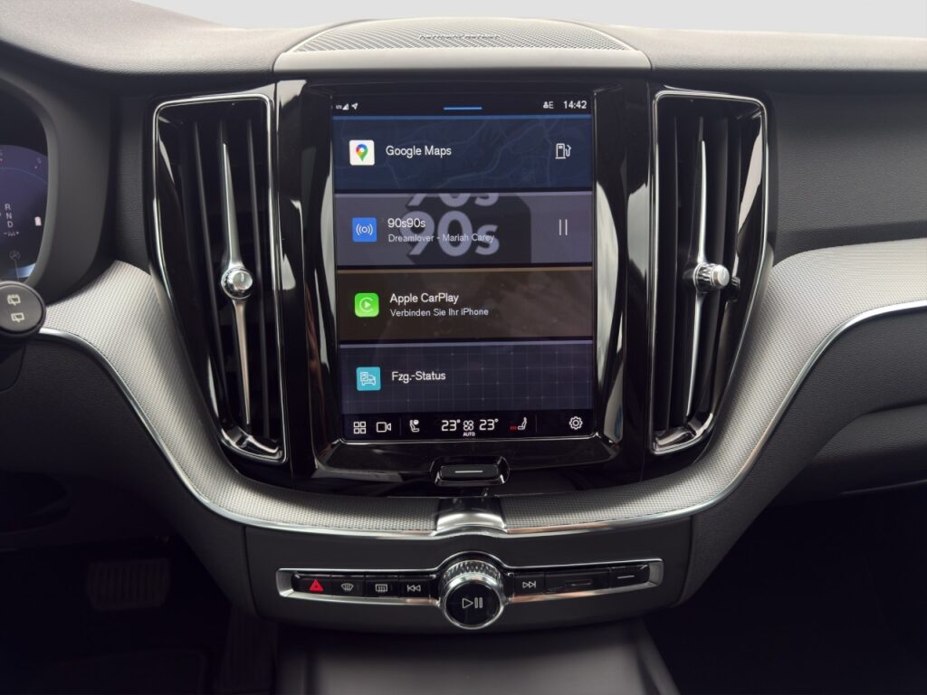 Volvo XC60 B4 Plus Dark/Navi/Pano/Standhz/360Kam/BLIS – Bild 9