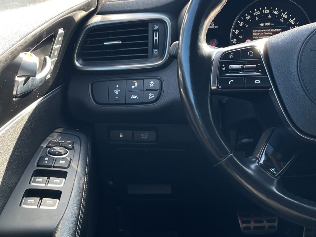 Kia Sorento Platinum Edition 4WD/AHK/Pano/HuD/el.HKL – Bild 20
