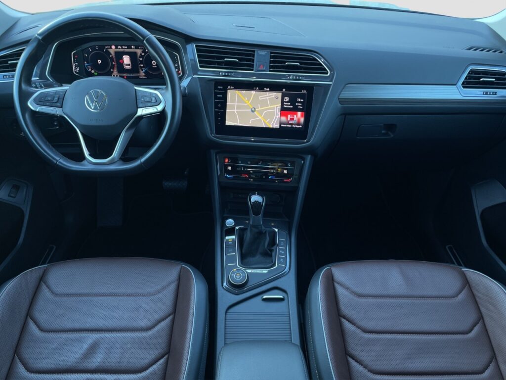 Volkswagen Tiguan Allspace Elegance 4Motion/AHK/Pano/StHz – Bild 11