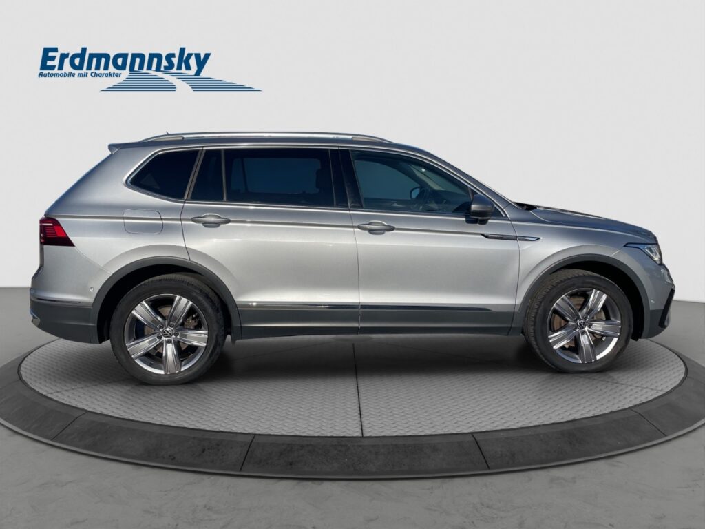 Volkswagen Tiguan Allspace Elegance 4Motion/AHK/Pano/StHz – Bild 6