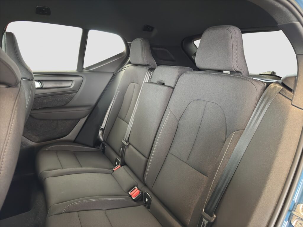 Volvo XC40 Electric Core Recharge/beh.LR/SHZ/Kam/GJR – Bild 14