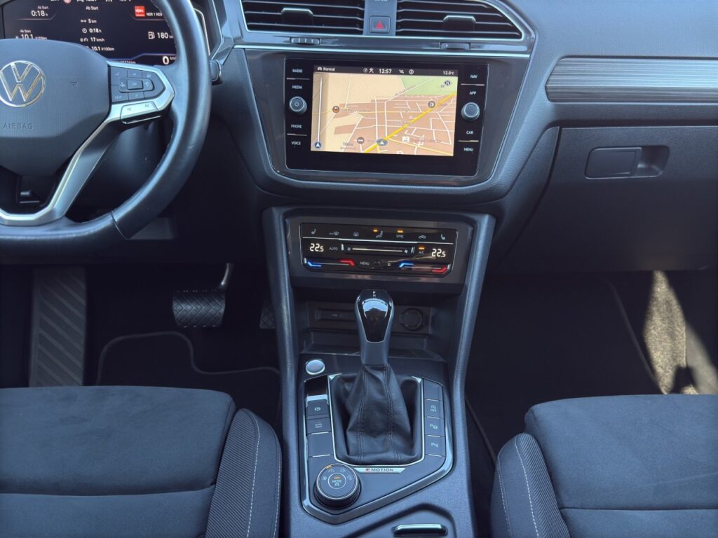 Volkswagen Tiguan Allspace Elegance 4M/Massage/Kam/19Z/StHz – Bild 10