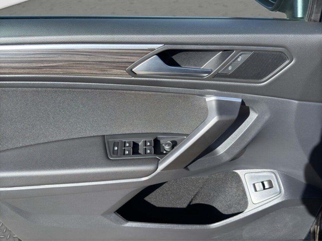 Volkswagen Tiguan Allspace Elegance 4M/Massage/Kam/19Z/StHz – Bild 11