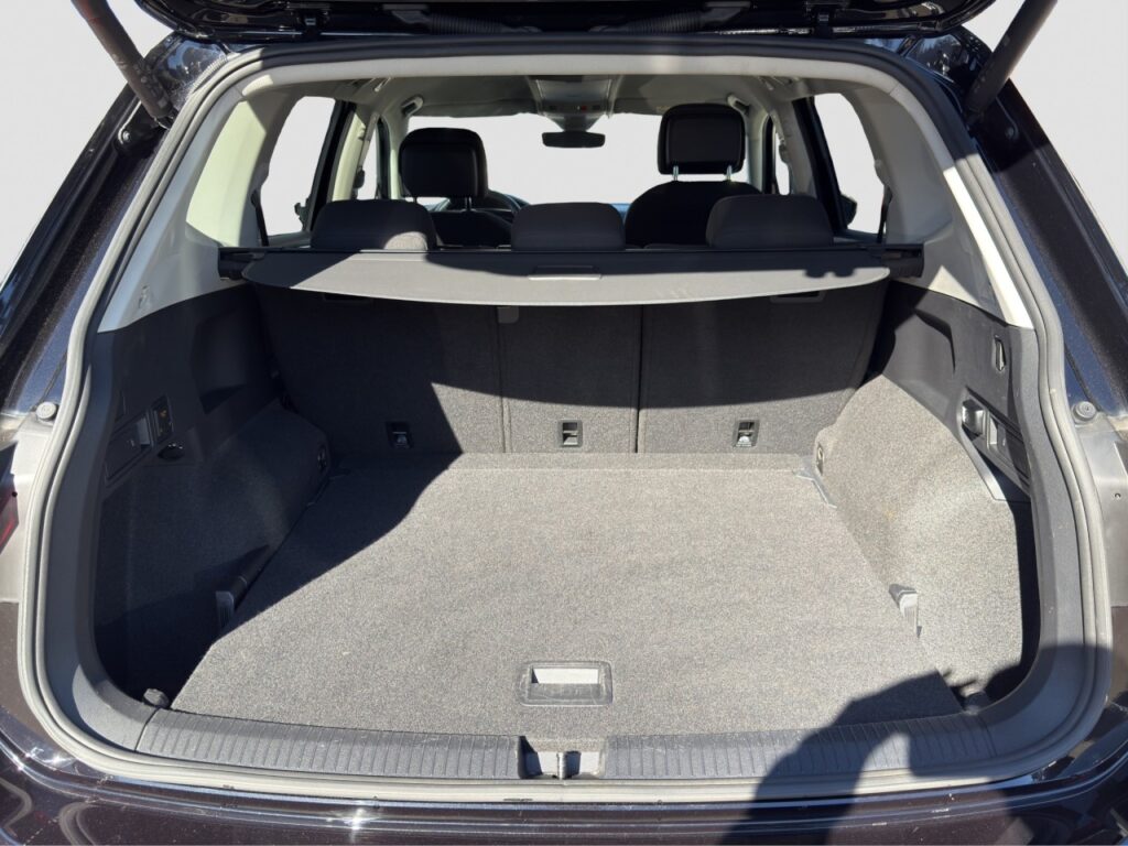 Volkswagen Tiguan Allspace Elegance 4M/Massage/Kam/19Z/StHz – Bild 14