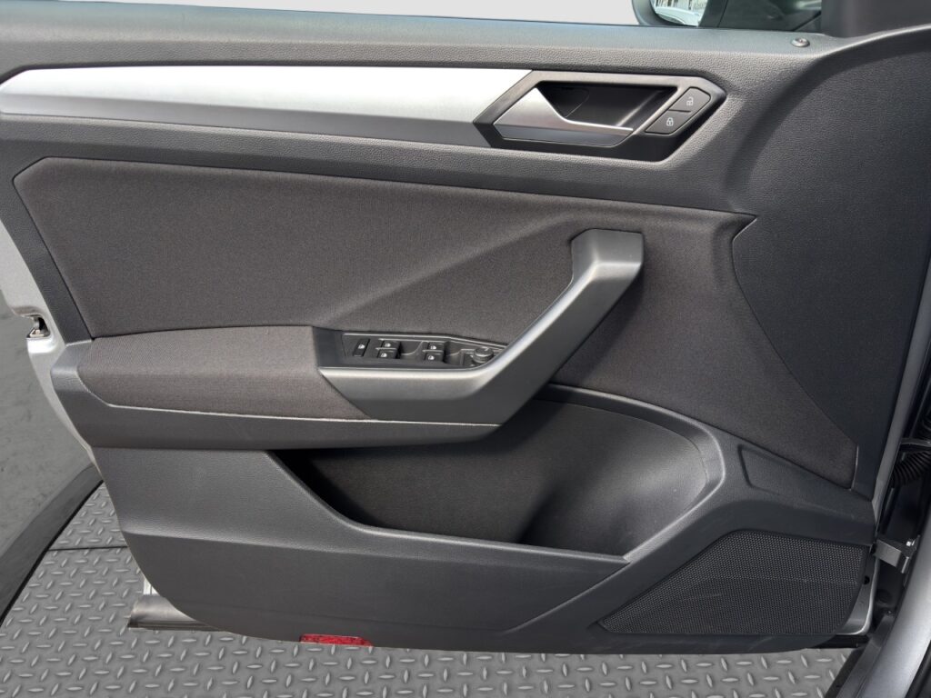 Volkswagen T-Roc 2.0 TDI Life/ACC/beh.Lenkrad/KAM/Navi/AHK – Bild 10