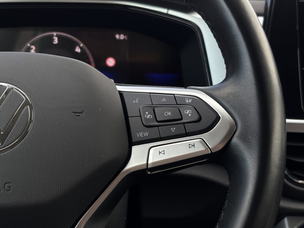 Volkswagen T-Roc 2.0 TDI Life/ACC/beh.Lenkrad/KAM/Navi/AHK – Bild 16