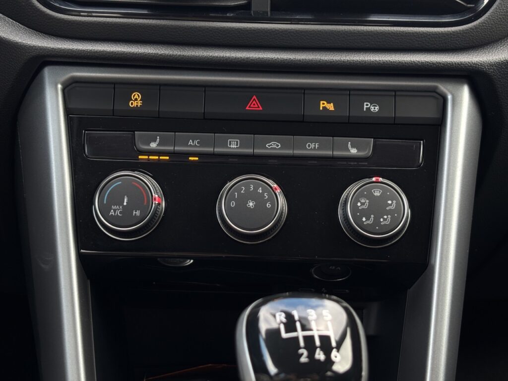 Volkswagen T-Roc 2.0 TDI Life/ACC/beh.Lenkrad/KAM/Navi/AHK – Bild 18