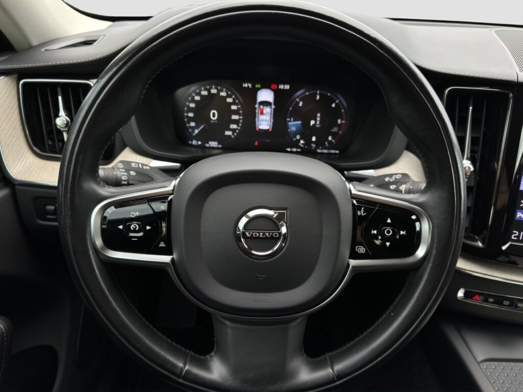 Volvo XC60 B4 Inscription AWD/AHK/Standhz/BLIS/20Zoll – Bild 7