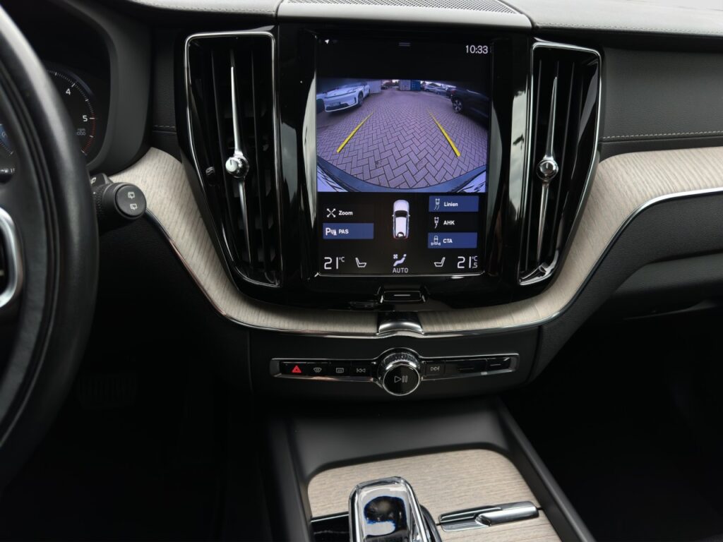 Volvo XC60 B4 Inscription AWD/AHK/Standhz/BLIS/20Zoll – Bild 9