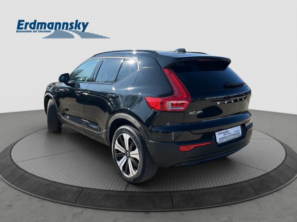 Volvo XC40 Pure Electric Core Recharge/SHZ/19-Zoll/Kam – Bild 2