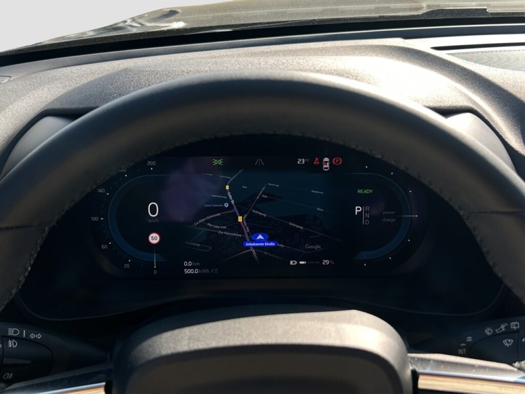 Volvo XC40 Pure Electric Core Recharge/SHZ/19-Zoll/Kam – Bild 8