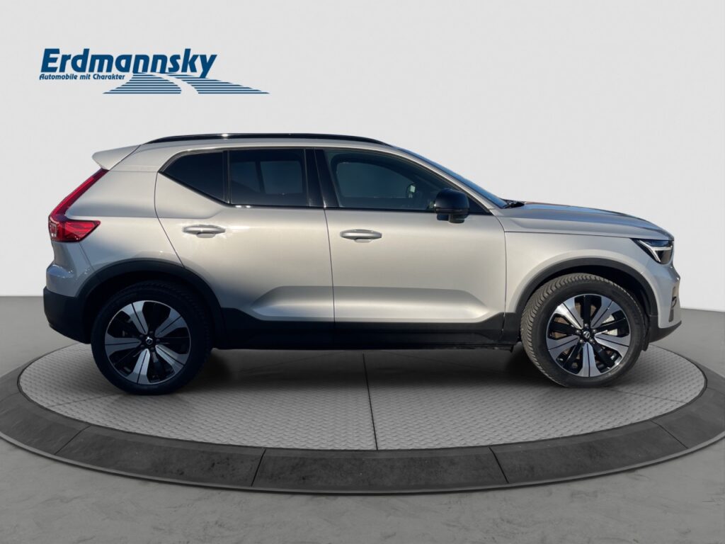 Volvo XC40 Core Pure Electric/Navi/LED/AHK/StHz/GJR – Bild 6
