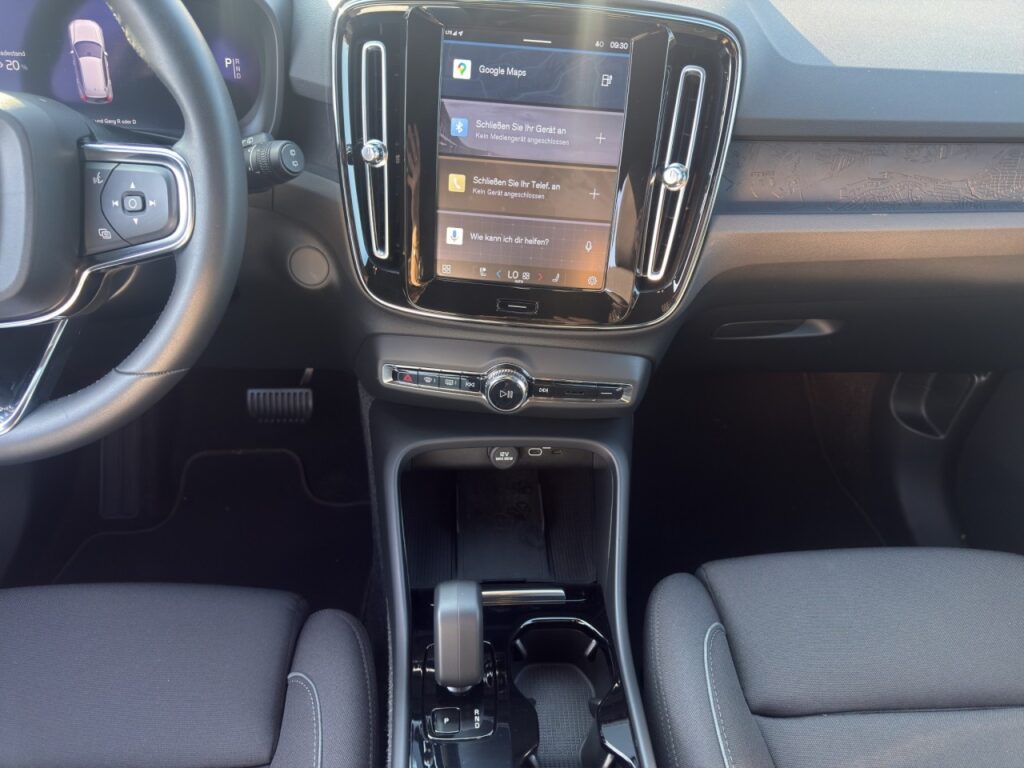 Volvo XC40 Pure Electric Core Recharge/RFK/LHZ/GJR/AHK – Bild 11