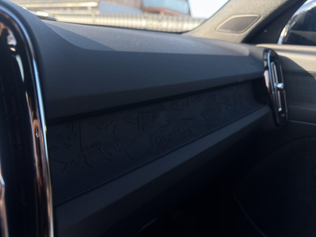 Volvo XC40 Pure Electric Core Recharge/RFK/LHZ/GJR/AHK – Bild 18