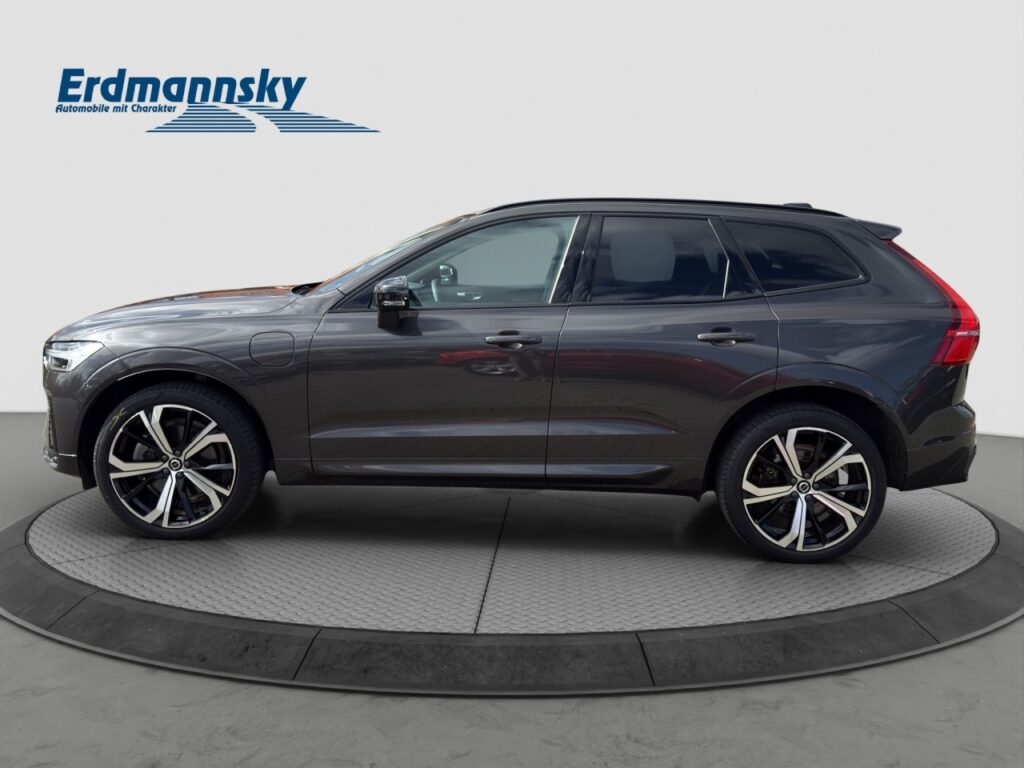 Volvo XC60 T8 Ultimate Dark Plug-In Hybrid/Four-C/Pano – Bild 5