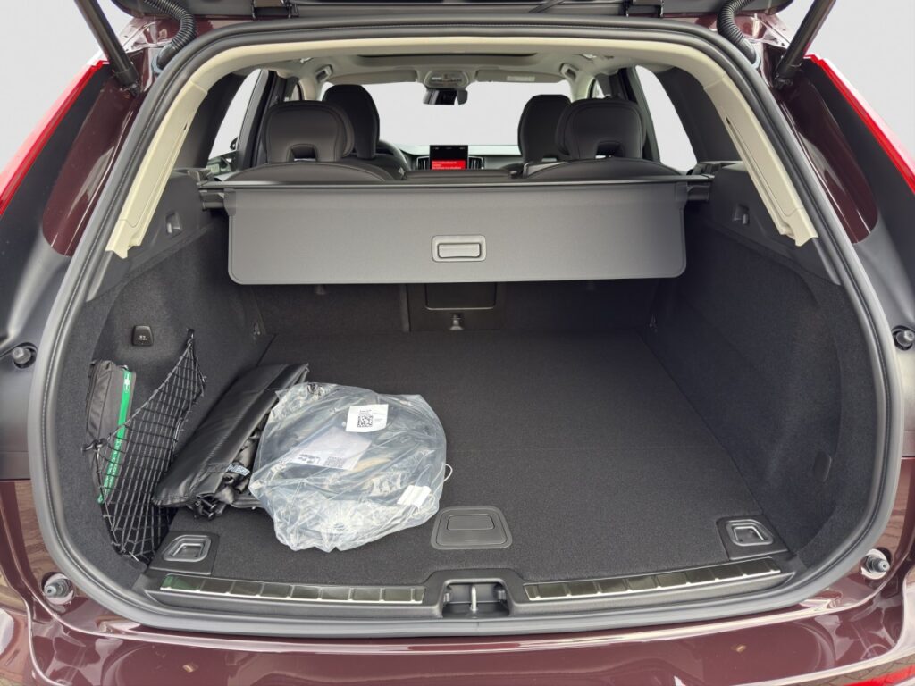 Volvo XC60 T8 AWD Ultra Dark Plug-In/Panoramadach – Bild 16