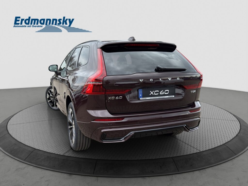 Volvo XC60 T8 AWD Ultra Dark Plug-In/Panoramadach – Bild 2