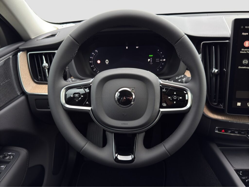 Volvo XC60 T8 AWD Ultra Dark Plug-In/Panoramadach – Bild 7
