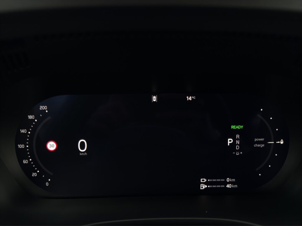 Volvo XC60 T8 AWD Ultra Dark Plug-In/Panoramadach – Bild 8