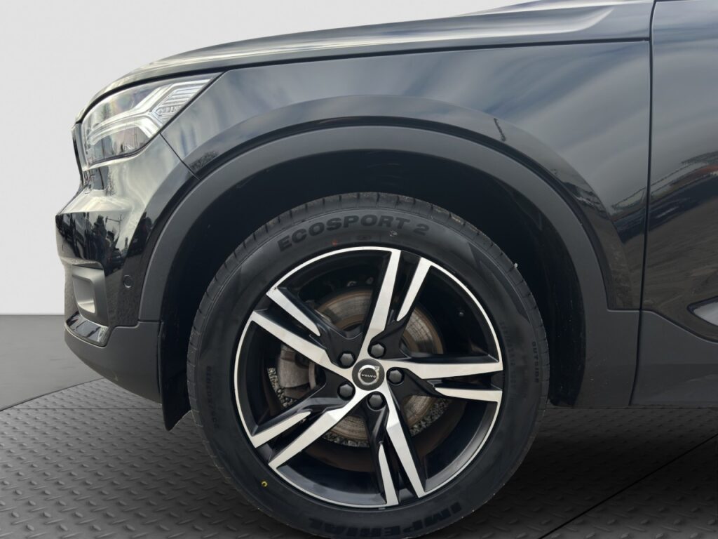 Volvo XC40 B4 R-Design/Leder/Navi/LED/360K/19Zoll+GJR – Bild 17