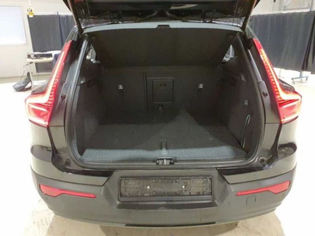 Volvo XC40 B4 R-Design/Leder/Navi/LED/360K/19Zoll+GJR – Bild 3