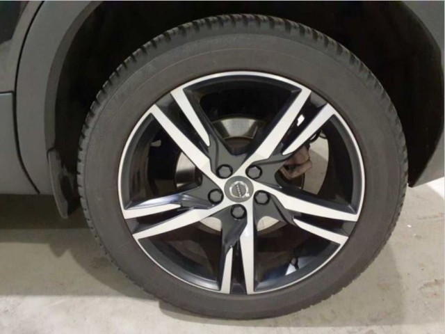 Volvo XC40 B4 R-Design/Leder/Navi/LED/360K/19Zoll+GJR – Bild 6