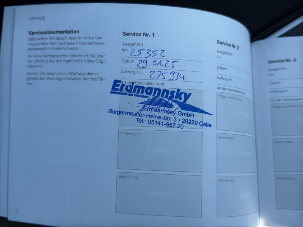 Volvo XC40 Pure Electric Core Recharge/KAM/LHZ/GJR/19Z – Bild 22