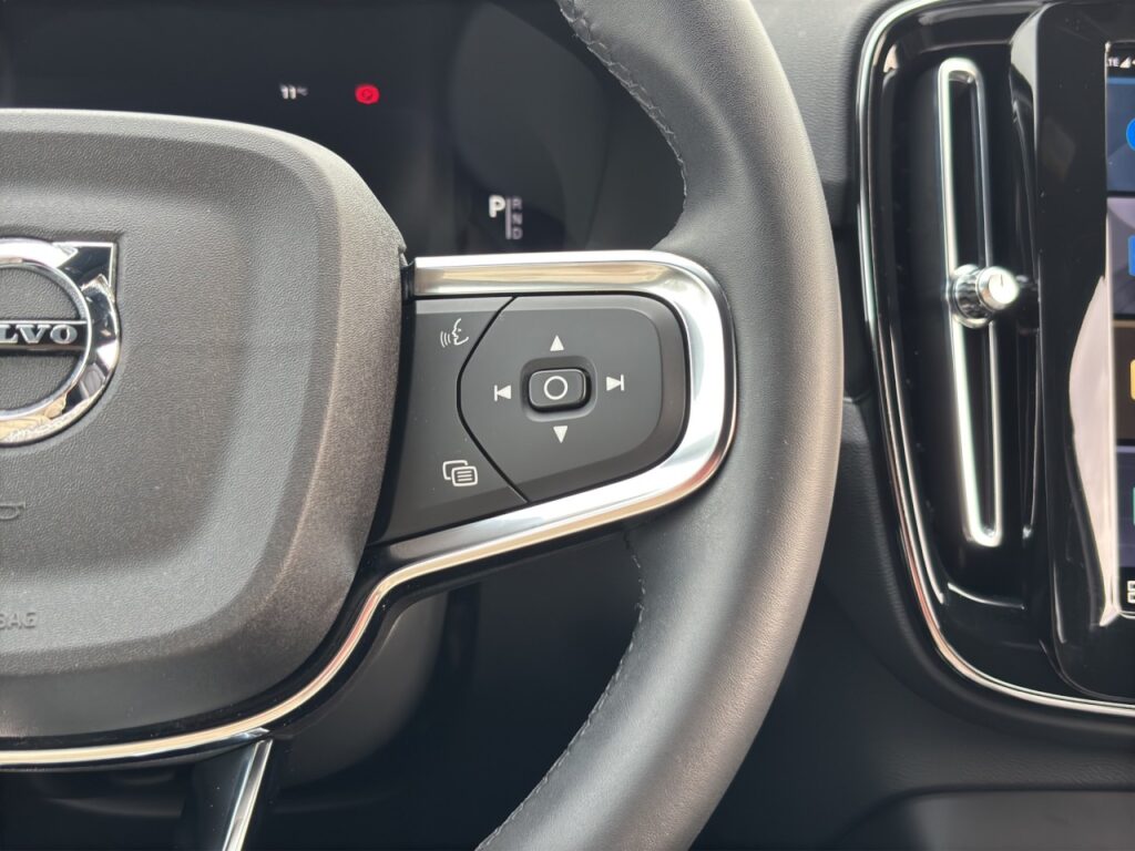 Volvo XC40 Core Pure Electric/Navi/LED/StHz/20Zoll+GJR – Bild 19