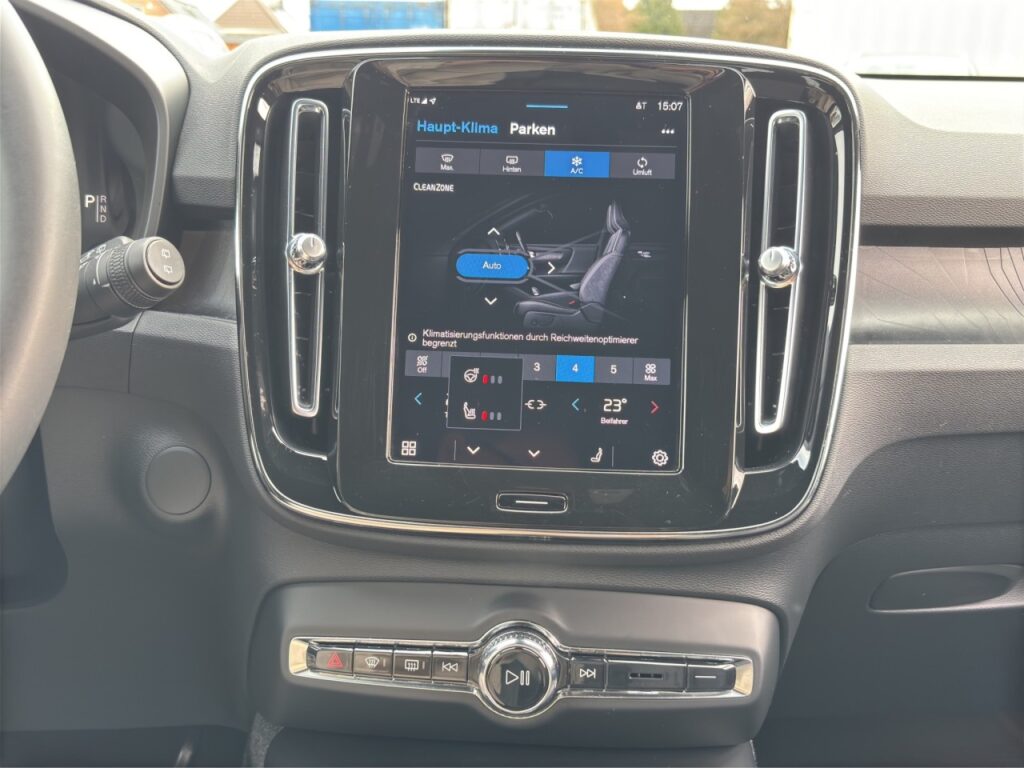 Volvo XC40 Core Pure Electric/Navi/LED/StHz/20Zoll+GJR – Bild 20