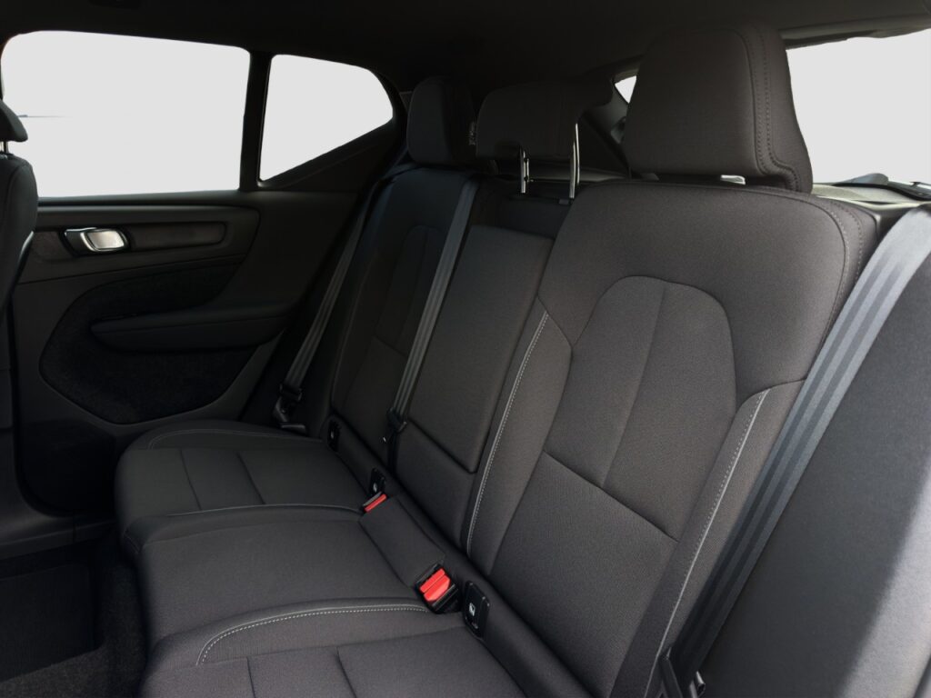 Volvo XC40 Pure Electric Core Recharge/KAM/LHZ/19Z/GJR – Bild 14