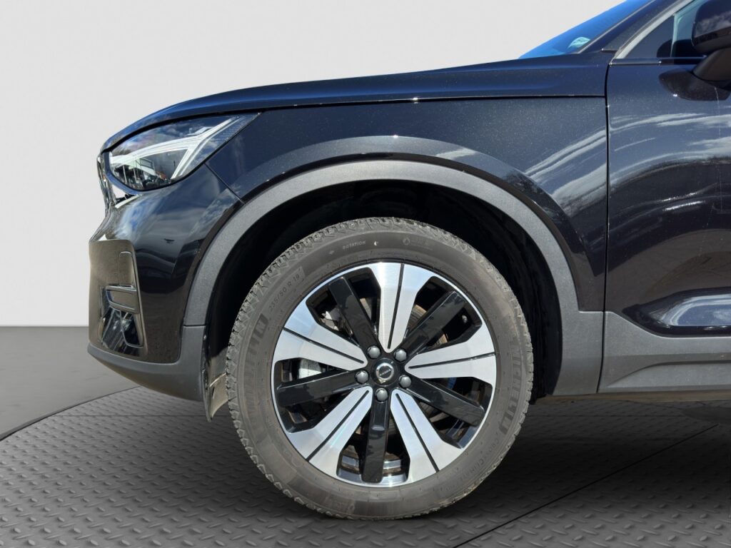 Volvo XC40 Pure Electric Core Recharge/KAM/LHZ/19Z/GJR – Bild 17