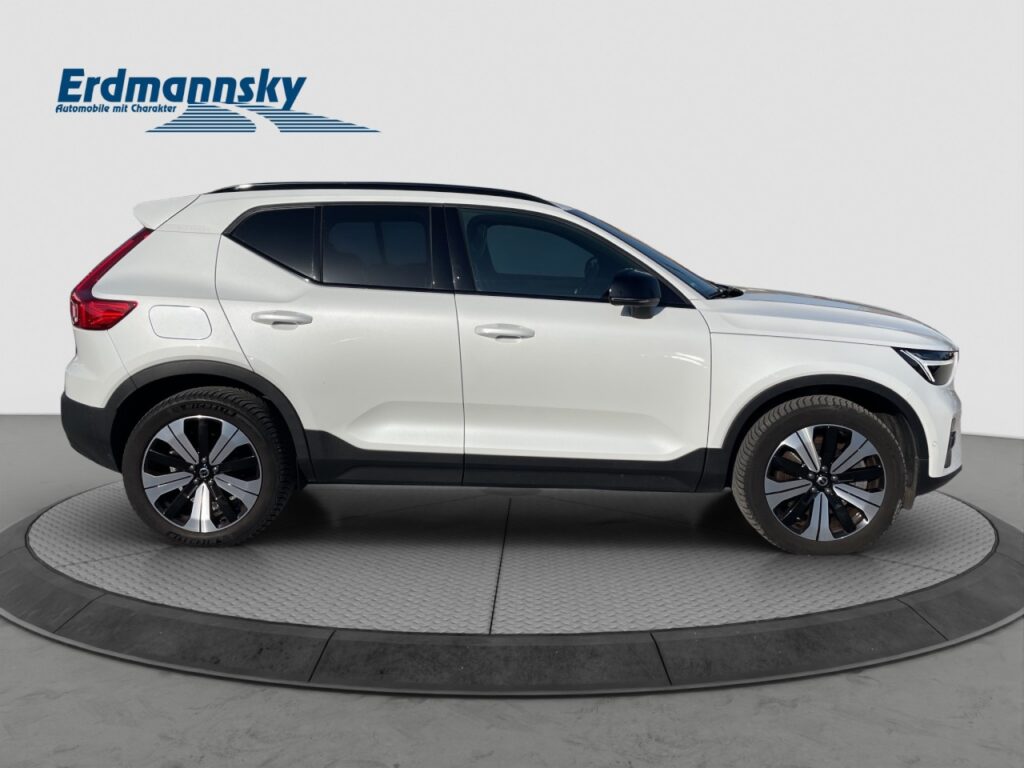 Volvo XC40 T5 Ultimate Dark Plug-In Hybrid/360K/Pano – Bild 6