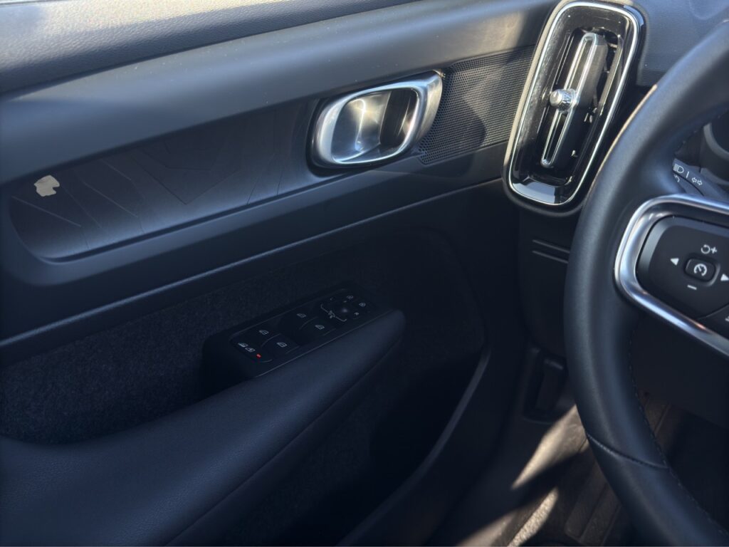 Volvo C40 Recharge Pure Electric Core/SHZ/GJR/KAM/Pano – Bild 12