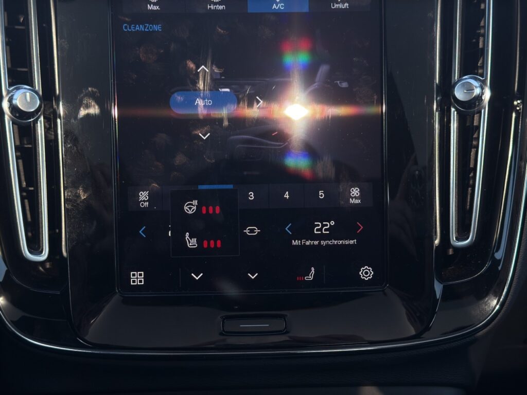 Volvo C40 Recharge Pure Electric Core/SHZ/GJR/KAM/Pano – Bild 23