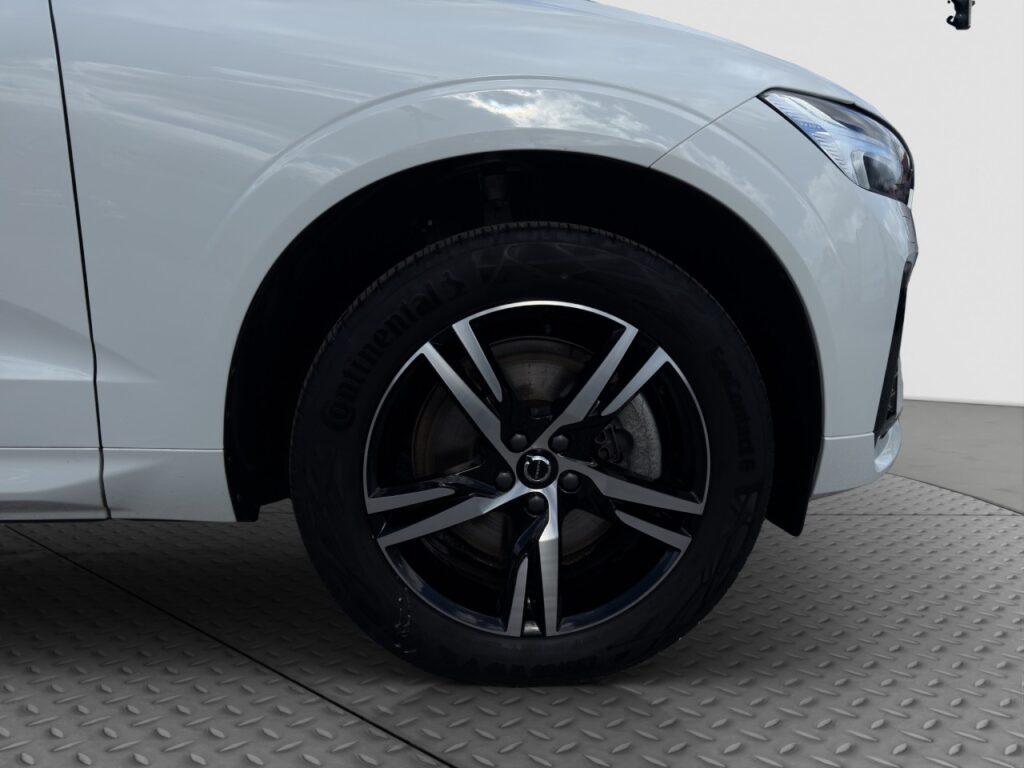 Volvo XC60 B4 R-Design/beh.FS/LHZ/H+K/Pano/Kam/AHK – Bild 17
