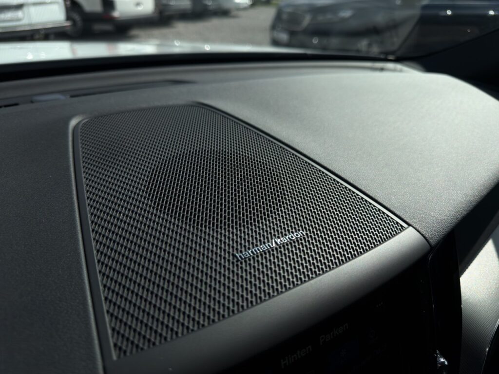 Volvo XC60 B4 R-Design/beh.FS/LHZ/H+K/Pano/Kam/AHK – Bild 26