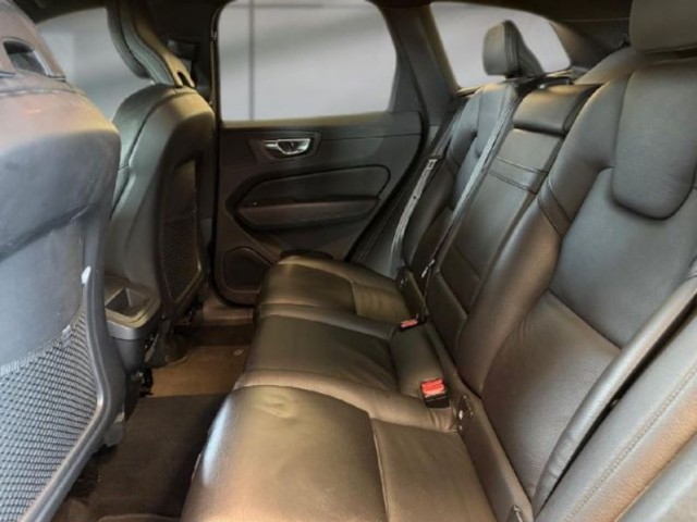 Volvo XC60 D4 Inscription/Leder/Navi/LED/Kam/BLIS/H&K – Bild 8
