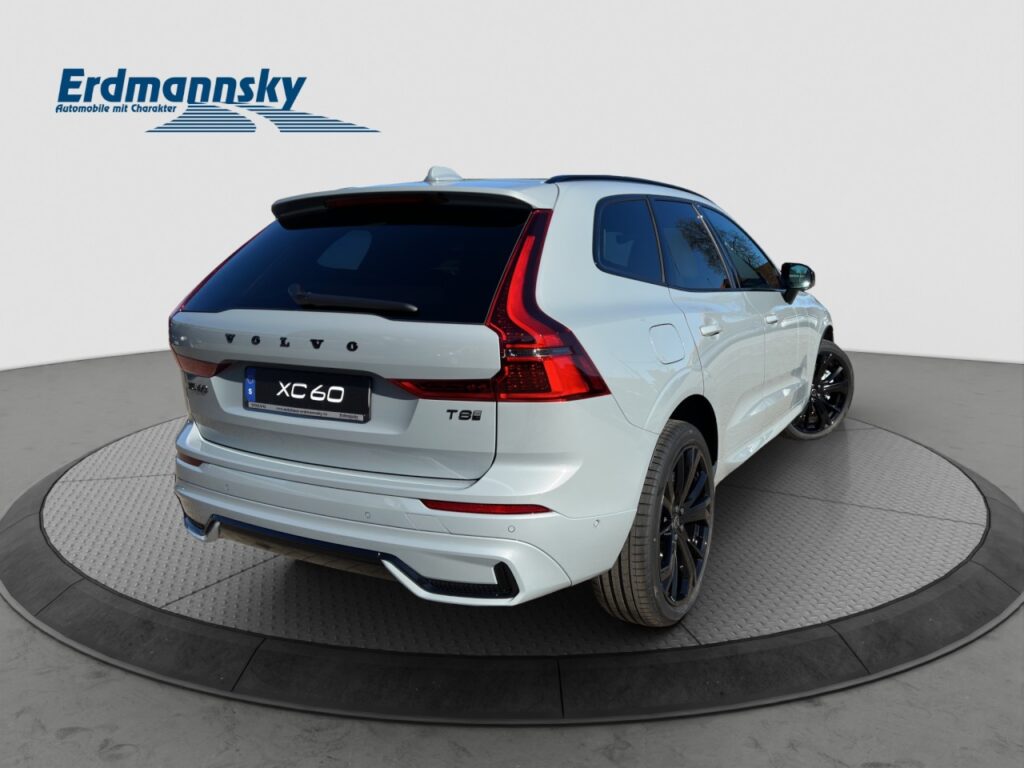Volvo XC60 T8 AWD Ultra Black Edition Plug-In – Bild 4