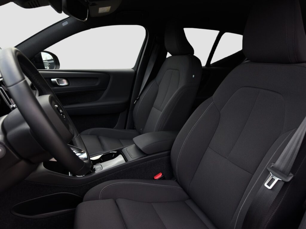 Volvo XC40 Pure Electric Core Recharge/KAM/LHZ/19Z/GJR – Bild 13