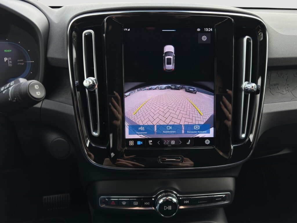 Volvo XC40 Pure Electric Core Recharge/KAM/LHZ/19Z/GJR – Bild 9