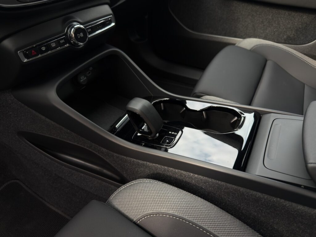 Volvo C40 Ultimate Pure Electric/GJR/LHZ/360Kam/Pano – Bild 19