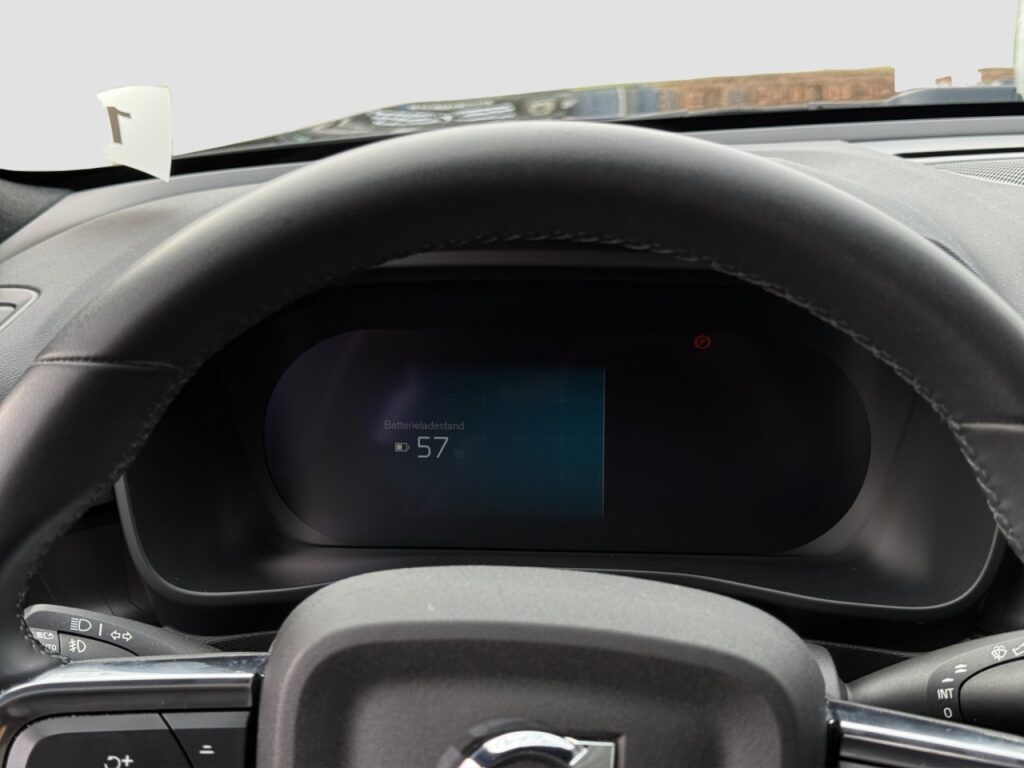 Volvo C40 Ultimate Pure Electric/GJR/LHZ/360Kam/Pano – Bild 8