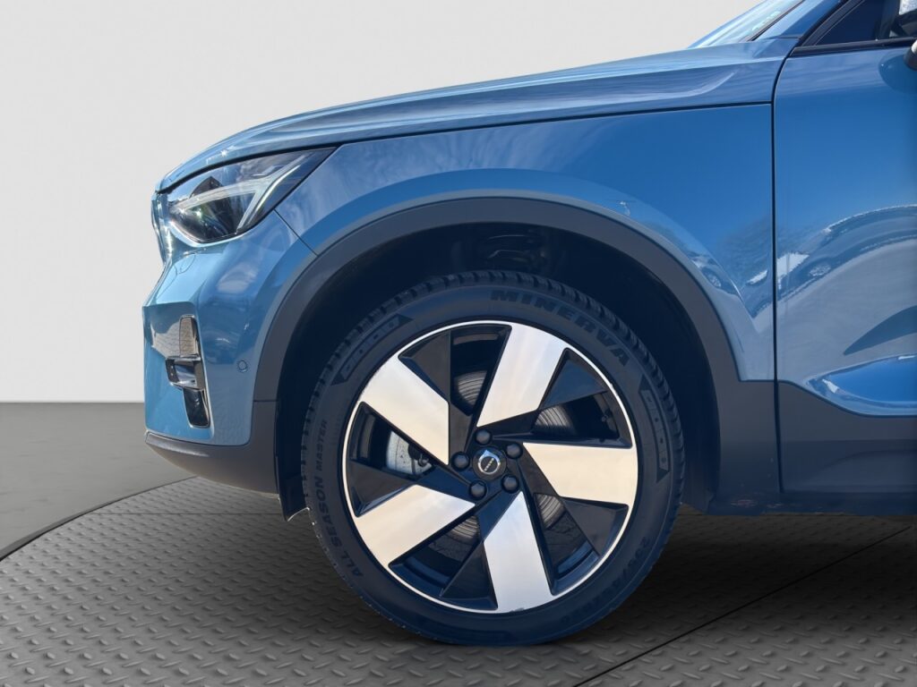 Volvo C40 Ultimate Pure Electric AWD/AHK/20Zoll+GJR – Bild 18