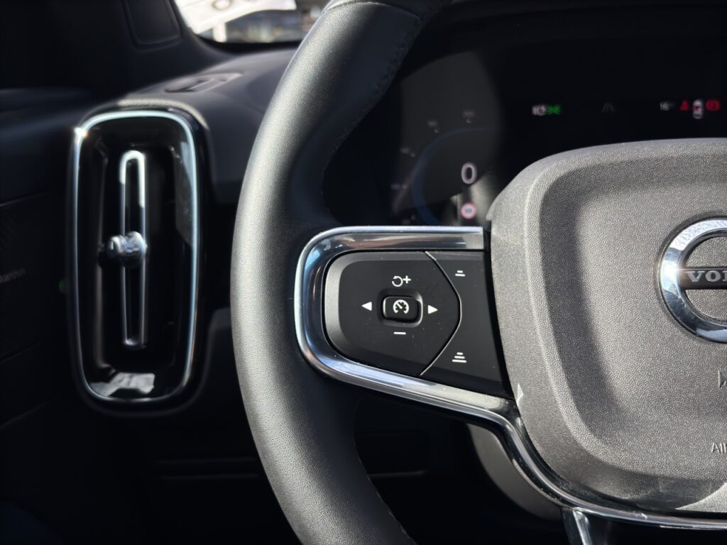 Volvo C40 Ultimate Pure Electric AWD/AHK/20Zoll+GJR – Bild 20