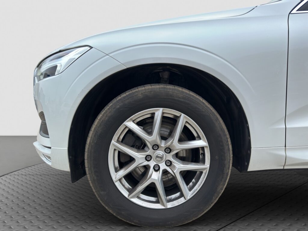 Volvo XC60 B4 Momentum Pro/Leder/Navi/LED/AHK/Kam/BLIS – Bild 17