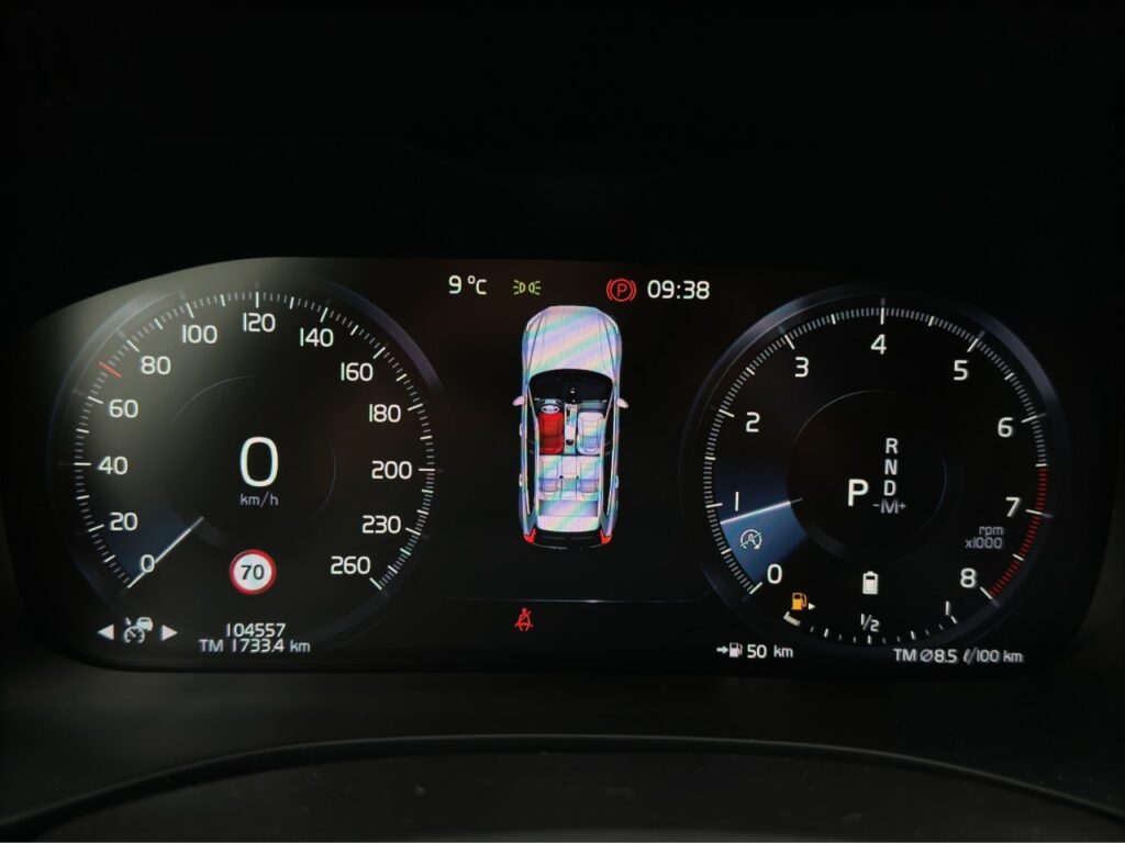 Volvo XC60 B4 Momentum Pro/Leder/Navi/LED/AHK/Kam/BLIS – Bild 8