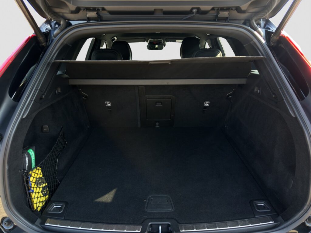 Volvo XC60 D4 Inscription/Leder/Navi/LED/Kam/BLIS/H&K – Bild 15